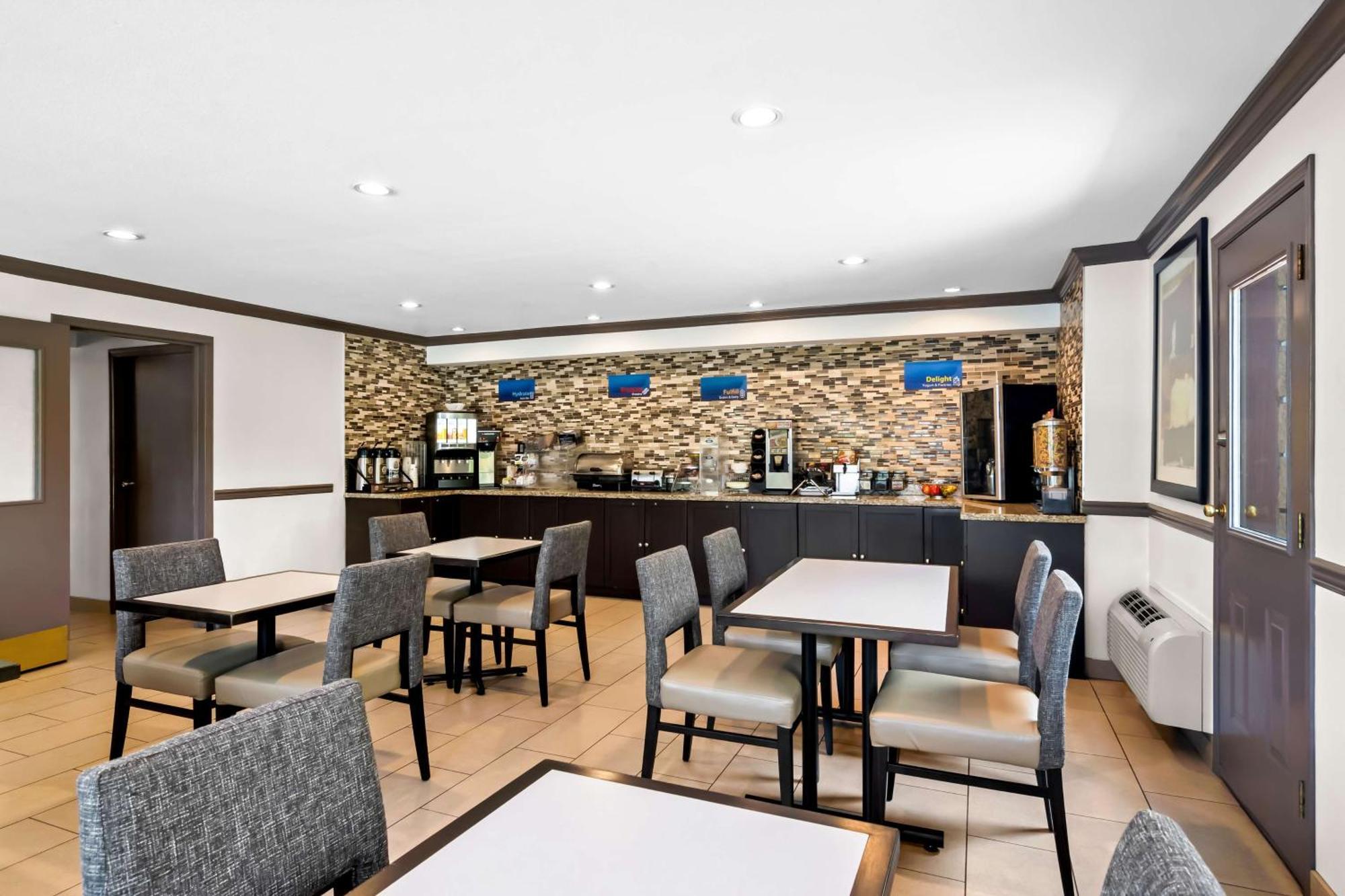 Western Hotel 3*