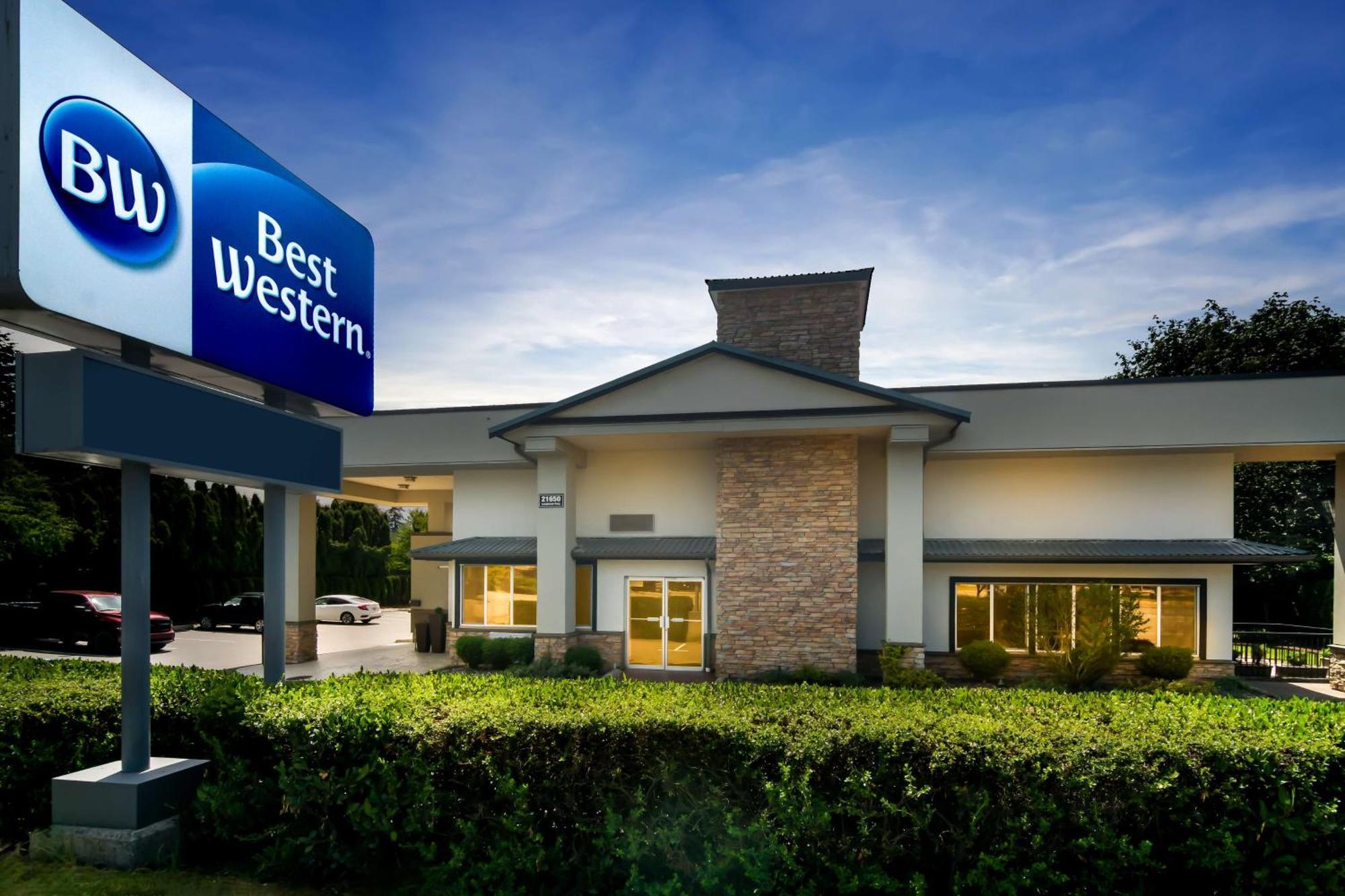 Western Hotel Maple Ridge