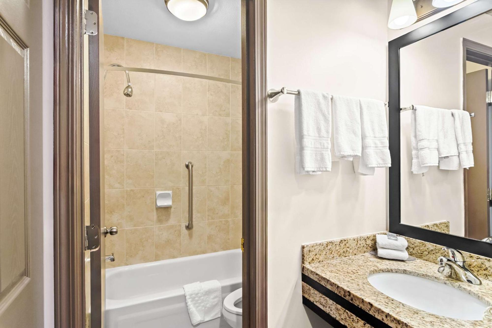 Western Hotel 3*